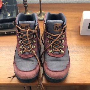 Danger Jag Sangria/storm size 8